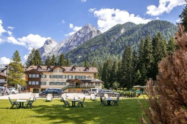 Hotel Villa Rosella (Ziano di Fiemme)